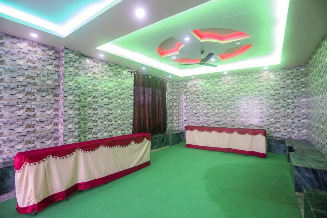 Oyo 60771 New Puri Hotel Екстер'єр фото