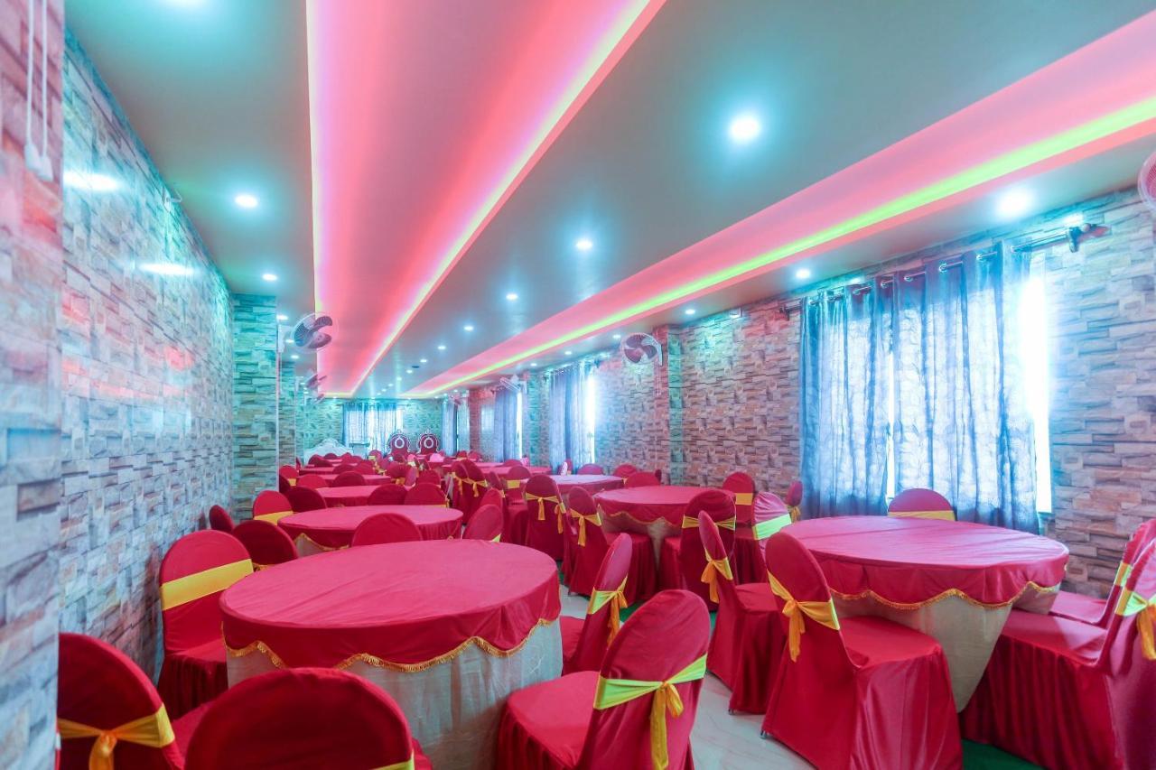 Oyo 60771 New Puri Hotel Екстер'єр фото