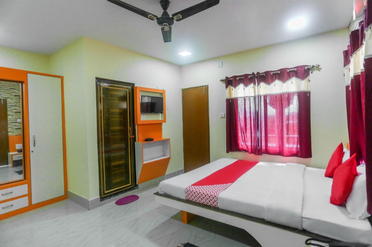 Oyo 60771 New Puri Hotel Екстер'єр фото