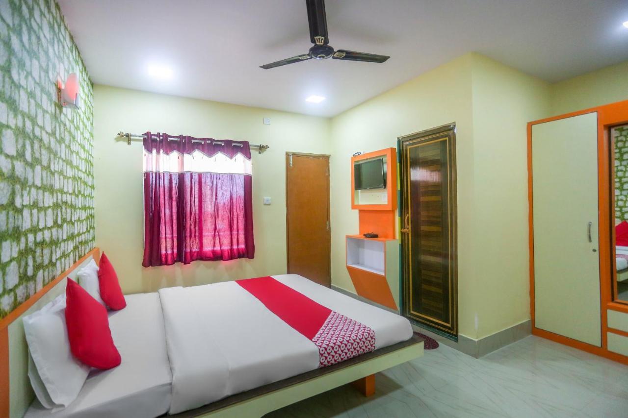 Oyo 60771 New Puri Hotel Екстер'єр фото